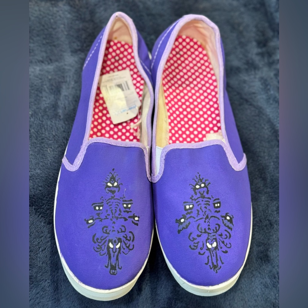 NWT Walmart Purple canvas slip on women’s shoe painted w/haunted mansion size 11